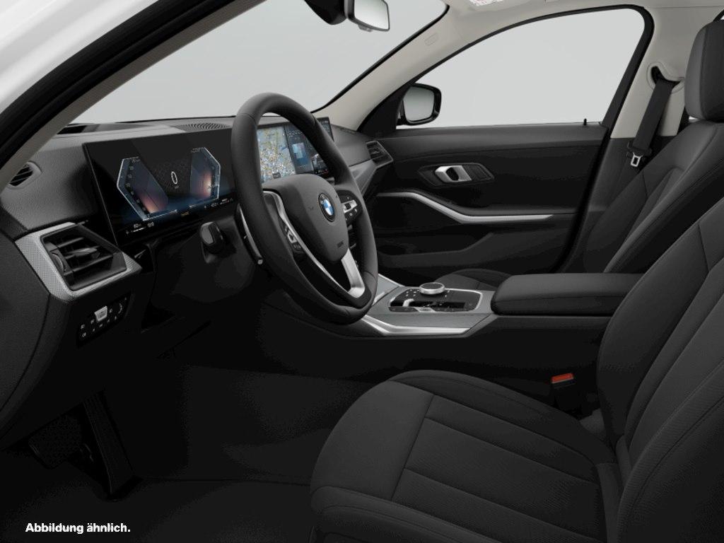 BMW 318i Touring HuD PDC DAB Apple CarPlay 17" LMR