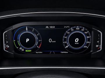 Volkswagen Tiguan - 5