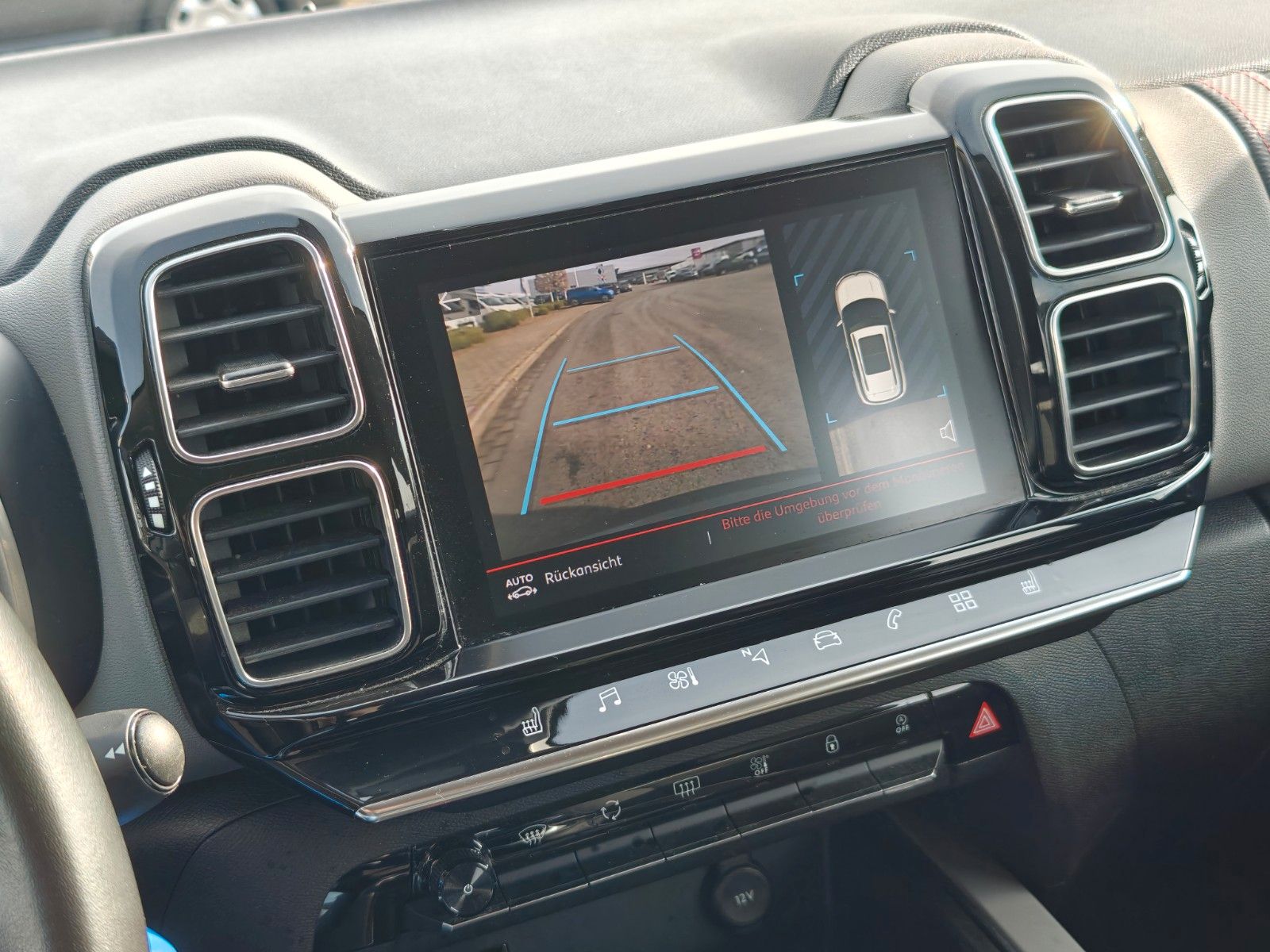 Fahrzeugabbildung Citroën C5 Aircross Live - Scheckheft, Zahnriemen Neu! -