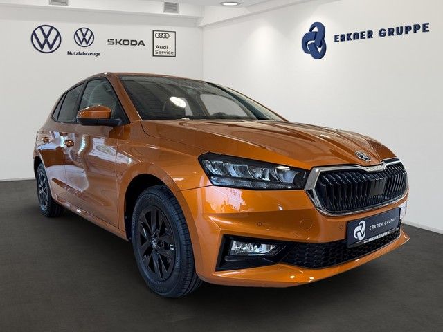 Fahrzeugabbildung SKODA Fabia 1.0 TSI Selection +BHZFRNT+SHZ+PDC+RFK+LED
