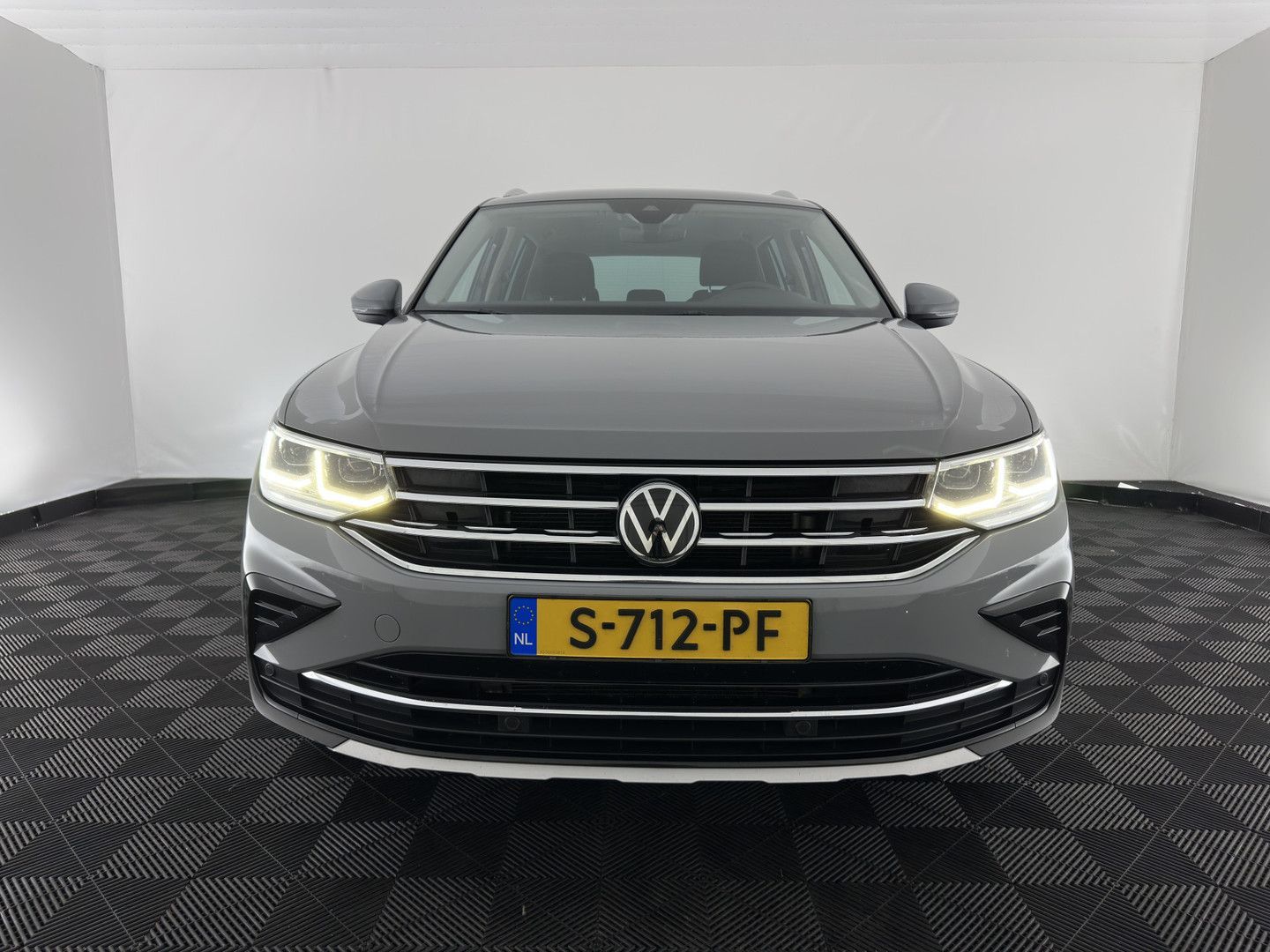 Volkswagen Tiguan 2.0 TDI Business+ (INCL.BTW) Aut. *FULL-L imagem 2