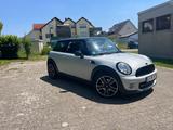 MINI Cooper Pepper 1.6