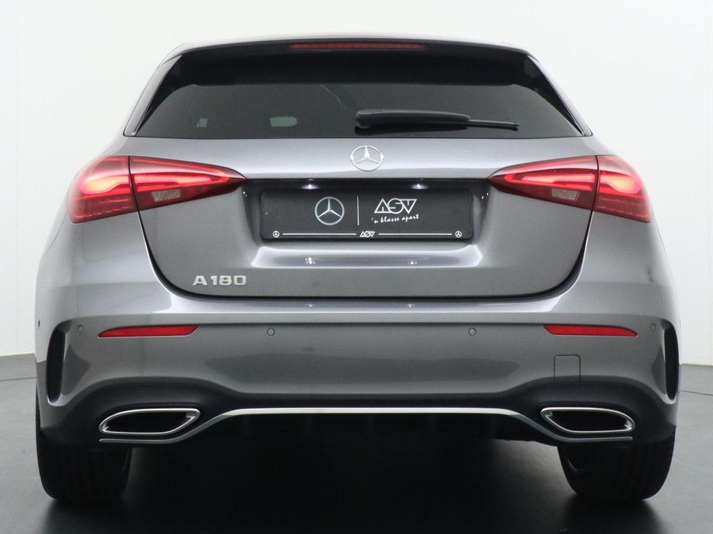Mercedes-Benz A 180 Star Edition AMG Line | Panorama - Schiebe