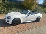 Fiat 124 Spider 1.4 MultiAir Turbo Europa Limited... - weiße Fiat 124 Spider