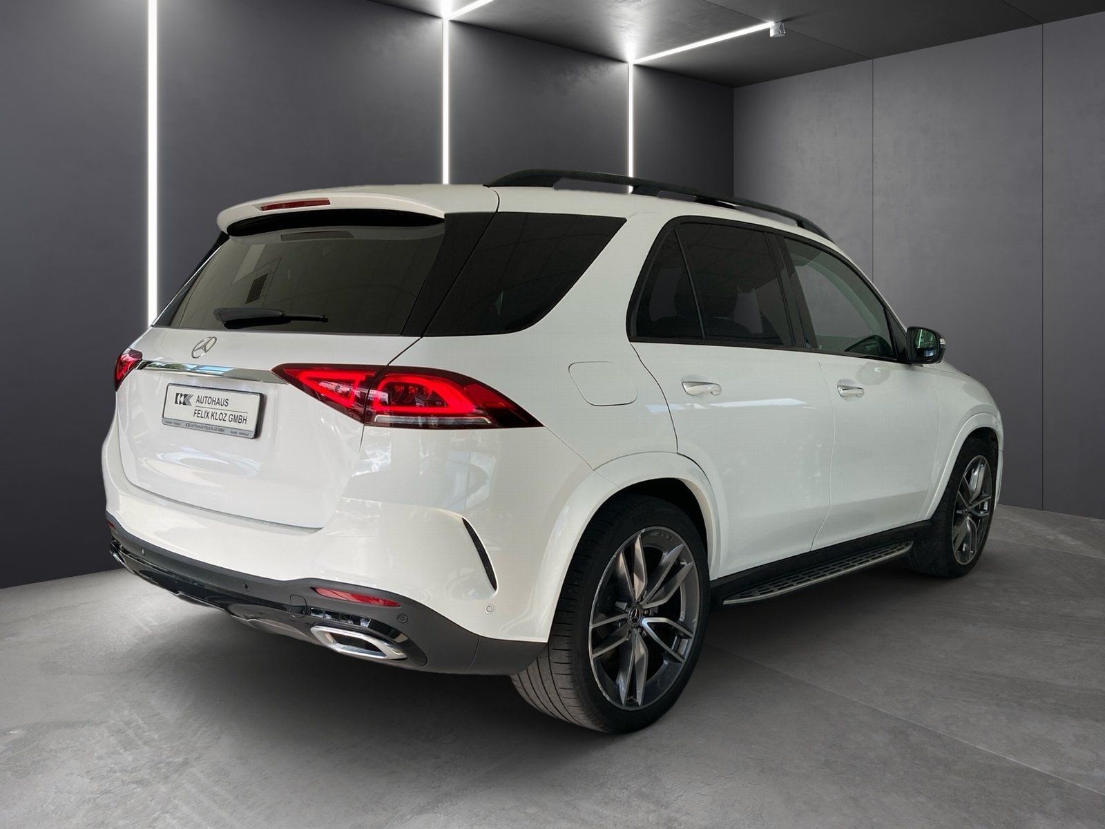 Fahrzeugabbildung Mercedes-Benz GLE 450 AMG 4M*Airmatic*Distro*Pano*HUD*AHK*360°