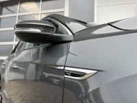 VW T-Roc 1.5 TSI DSG R-Line SHZ NAV AHK KAM 5JGAR bei Autohaus Landmann & Maier OHG