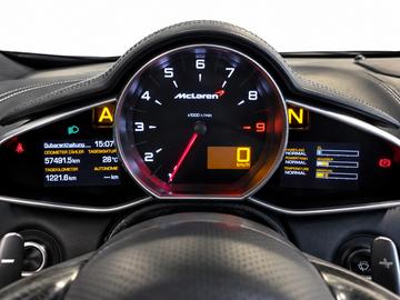 صورة مصغرة 11 لـ 2012 Mclaren MP4-12C