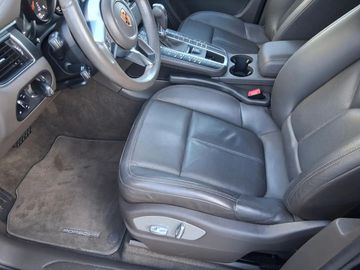 Porsche Macan - 8