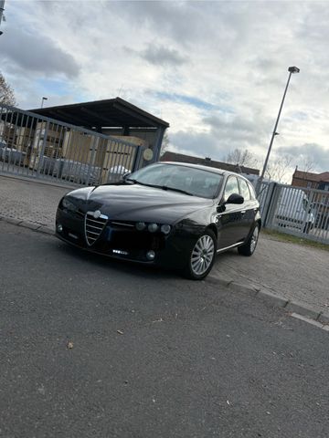 Alfa Romeo 159 1.9D Tüv 2025 April