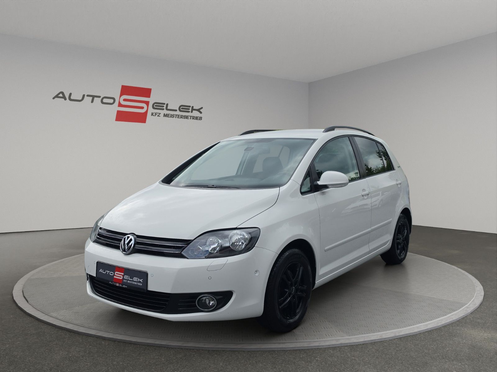 Fahrzeugabbildung Volkswagen Golf Plus VI Team AUTOMATIK STEUERKETT TÜV NEU