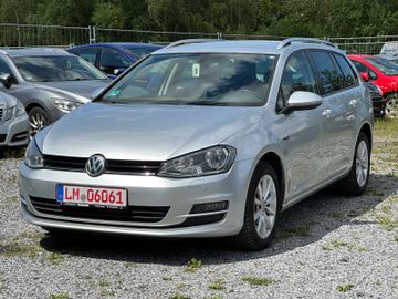 Volkswagen Golf - 1