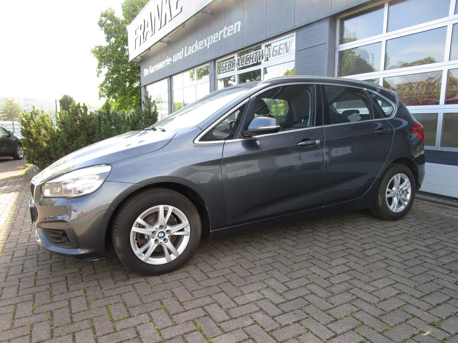 BMW 216 d Advantage