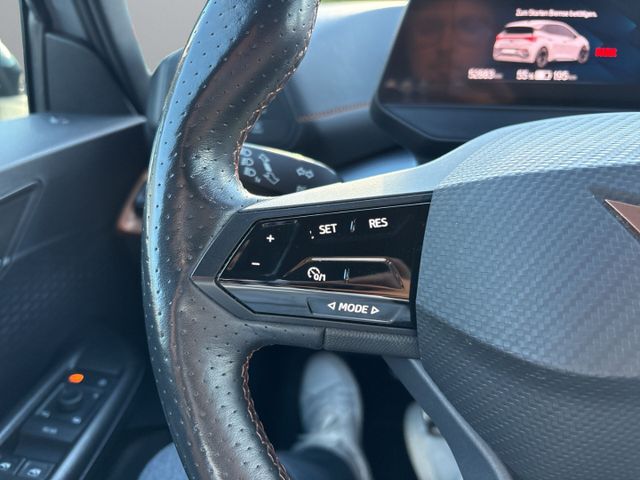 Born 150 kW 60KwH *Navi/ACC/RFK/LED*