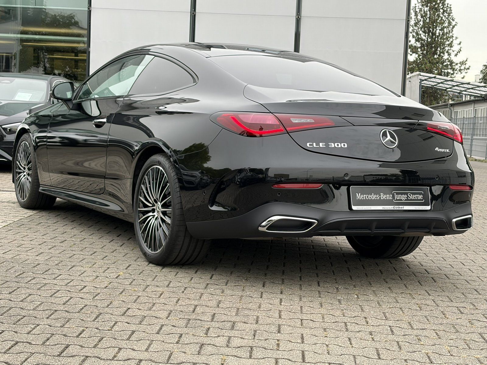 Fahrzeugabbildung Mercedes-Benz CLE 300 4M AMG*FAP+*BURMESTER+PANO*SITZKLIMA