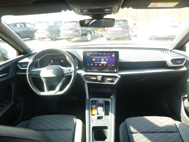 Fahrzeugabbildung Seat Leon Sportstourer 2.0 TDI >FR/Voll-LED/KAM/NAVI<
