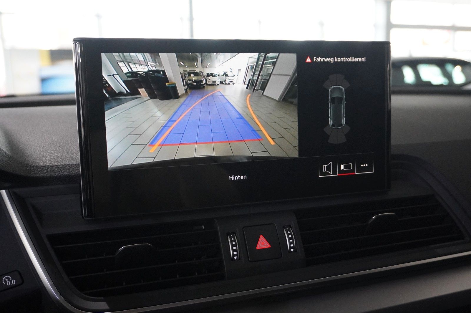 Fahrzeugabbildung Audi Q5 35 TDI ADVANCED NAVI/LED/KAMERA/VIRT/LEDER/SH