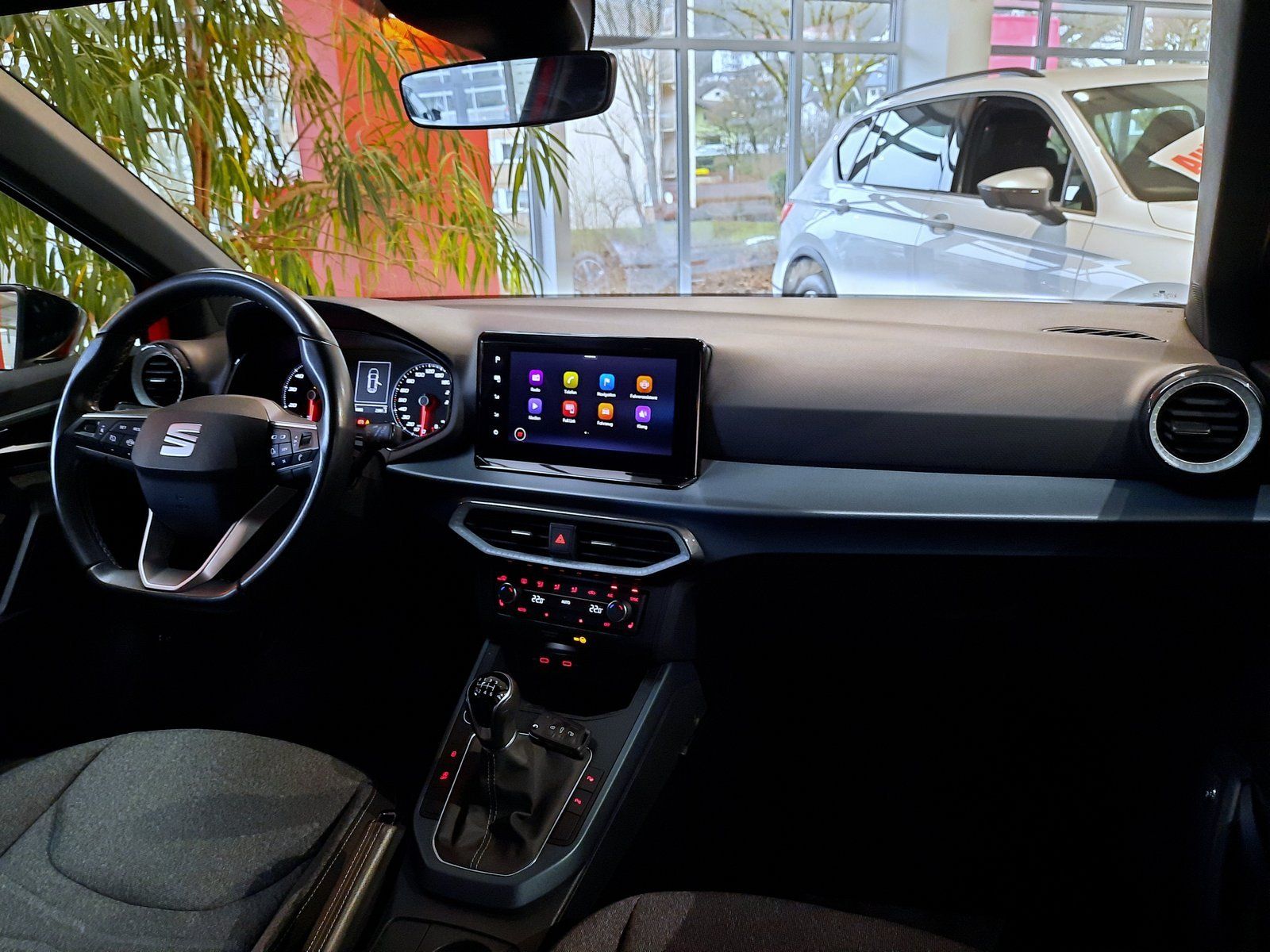 Fahrzeugabbildung SEAT Arona Xperience Beats TSI *Navi*Cam*LED*Sitzhzg*