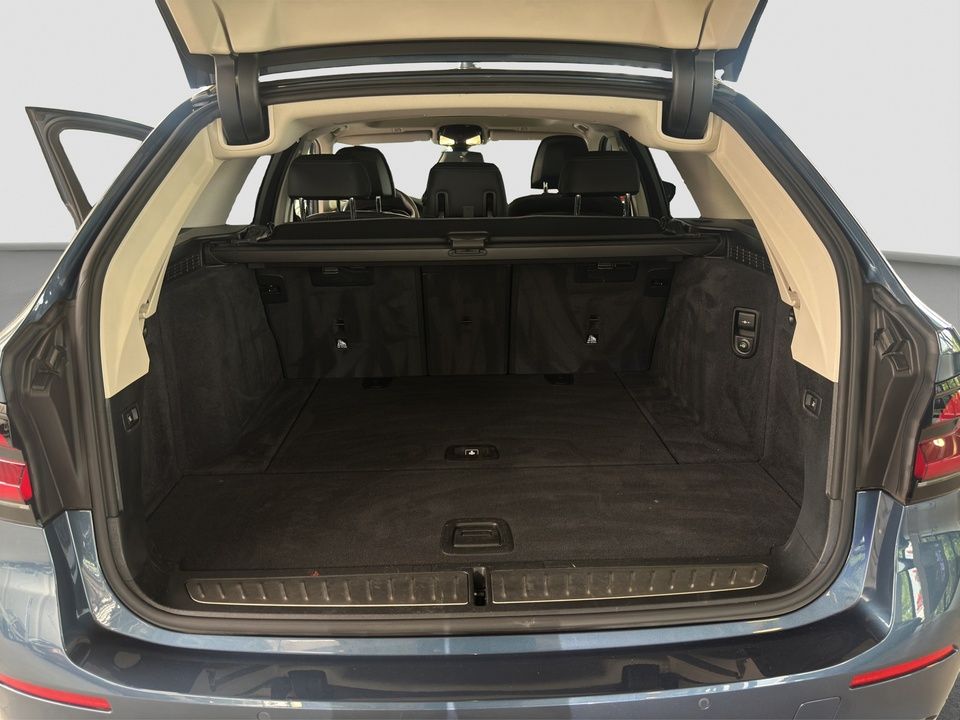 BMW 530i xDrive Touring Pano HUD AHK H&K DrAssProf foto 15