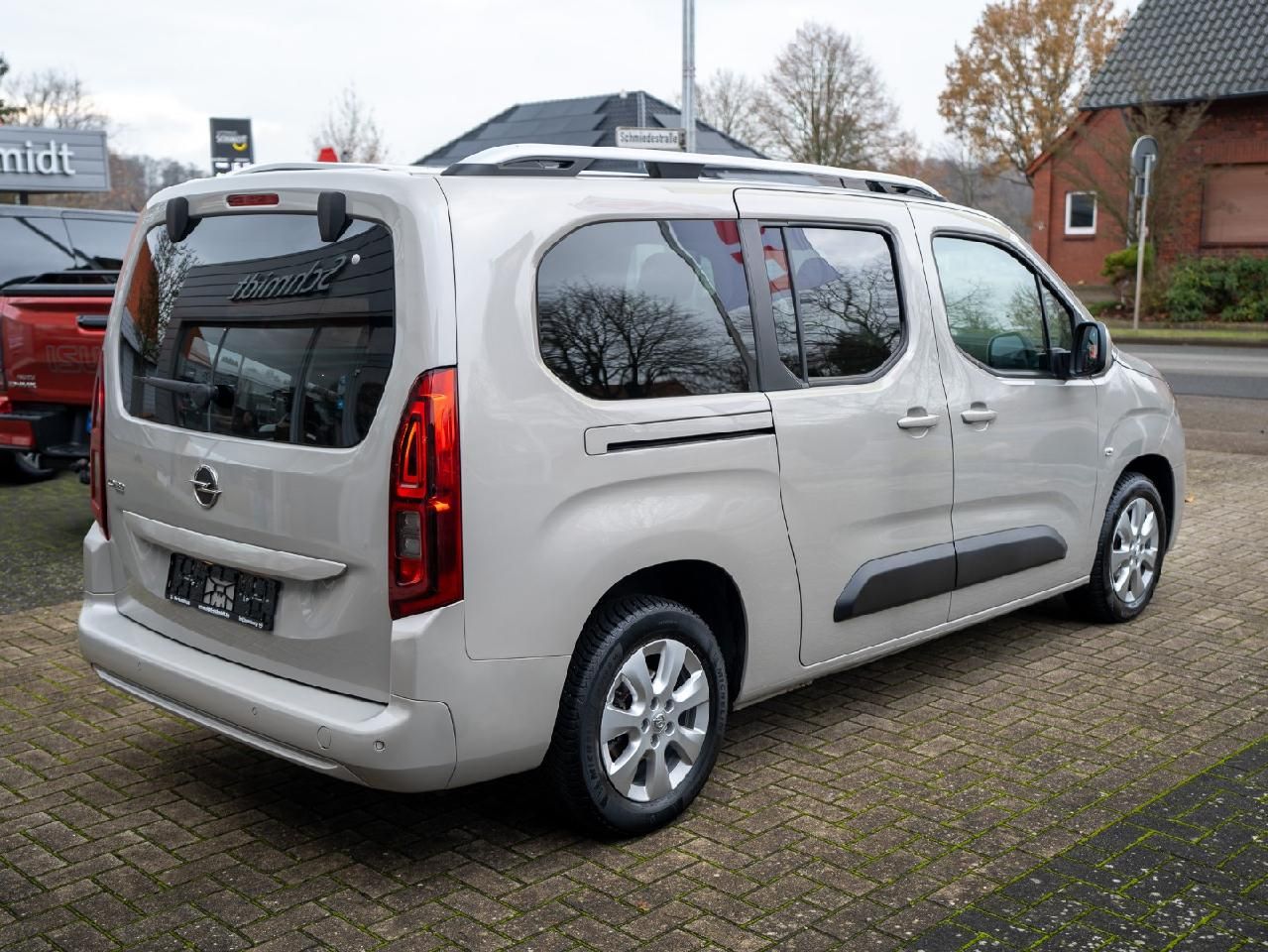 Fahrzeugabbildung Opel Combo Life Edition
