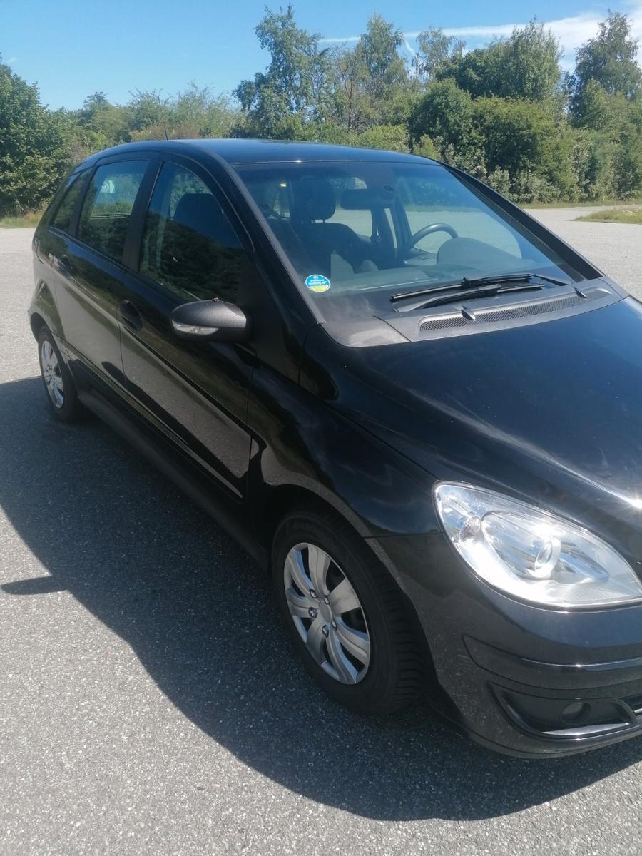 Mercedes-Benz B 150