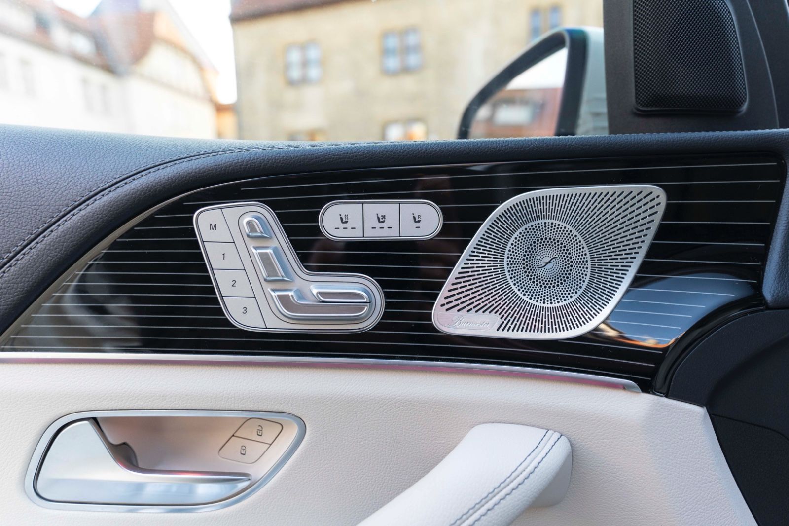 Fahrzeugabbildung Mercedes-Benz GLE 450 4Matic BURMESTER 360° MULTIBEAM PANO