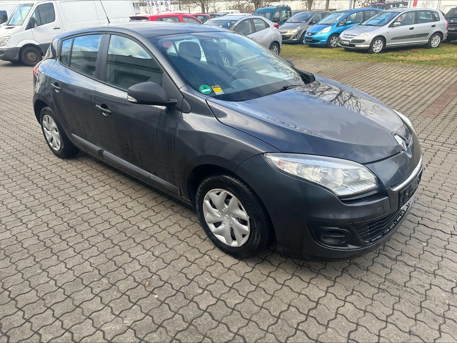 Renault Megane III Lim. 5-trg. Je t'aime