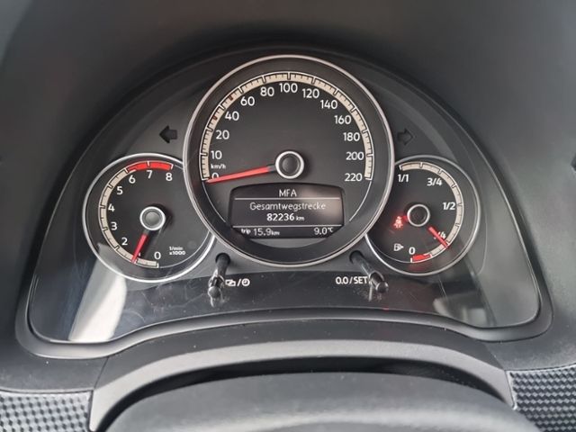 Fahrzeugabbildung Volkswagen up! DAB BLUETOOTH MAPS+MORE KLIMA ZV