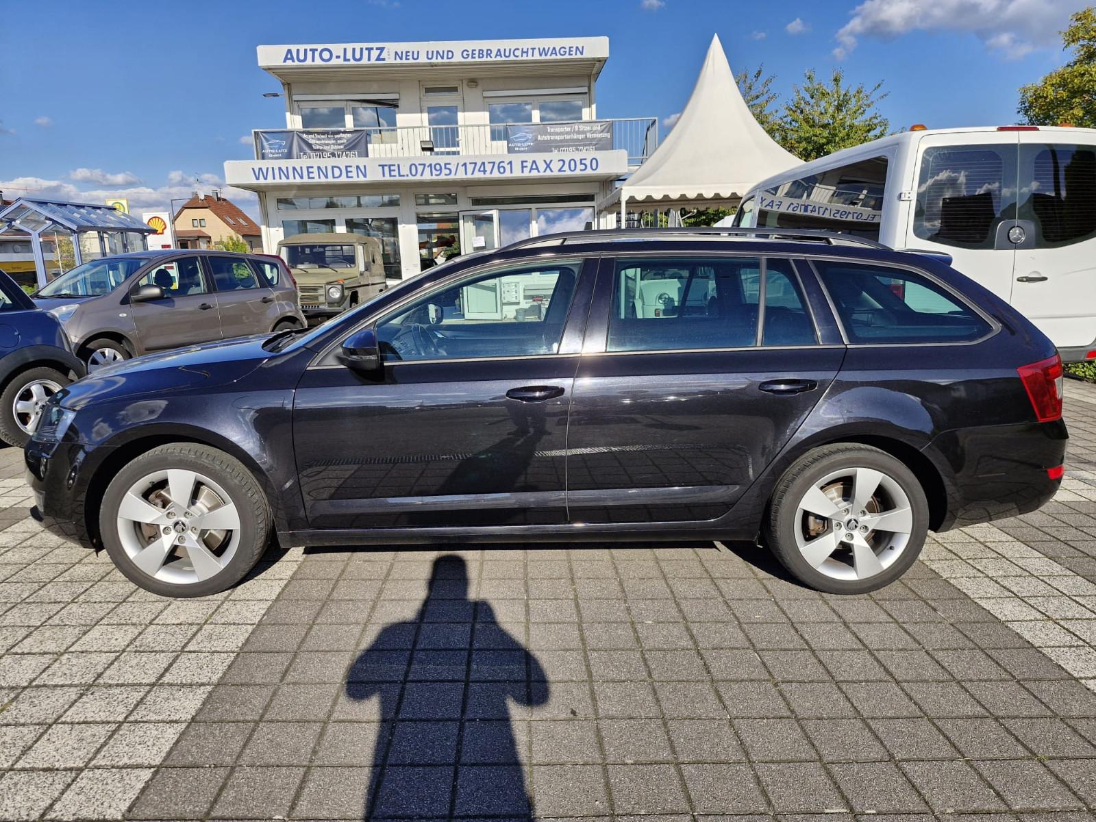 Skoda Octavia Combi Joy - Bi Xenon - AHK