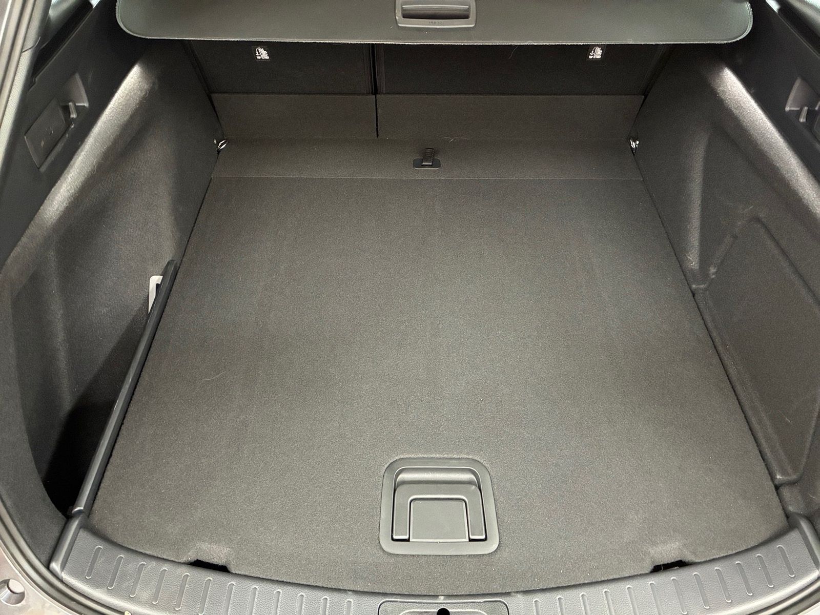Fahrzeugabbildung Toyota Corolla Touring Sports 2,0 Teamplayer +Technik P