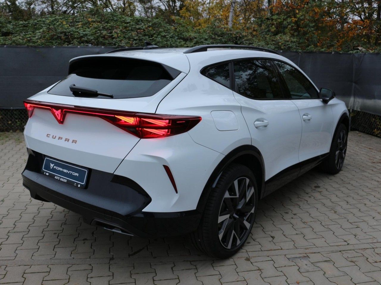 Fahrzeugabbildung CUPRA Formentor 1.5 eTSI 150 PS 7-Gang-DSG