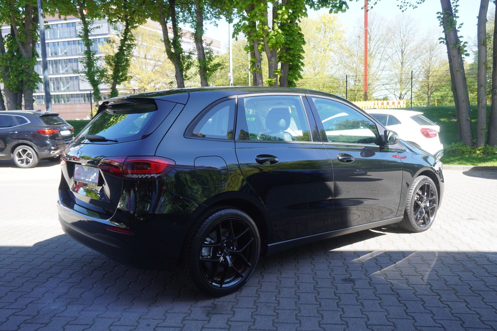 Mercedes-Benz B250 e Style AUTOMATIK LED NAVI SPUR TOTW T-LEDE foto 6
