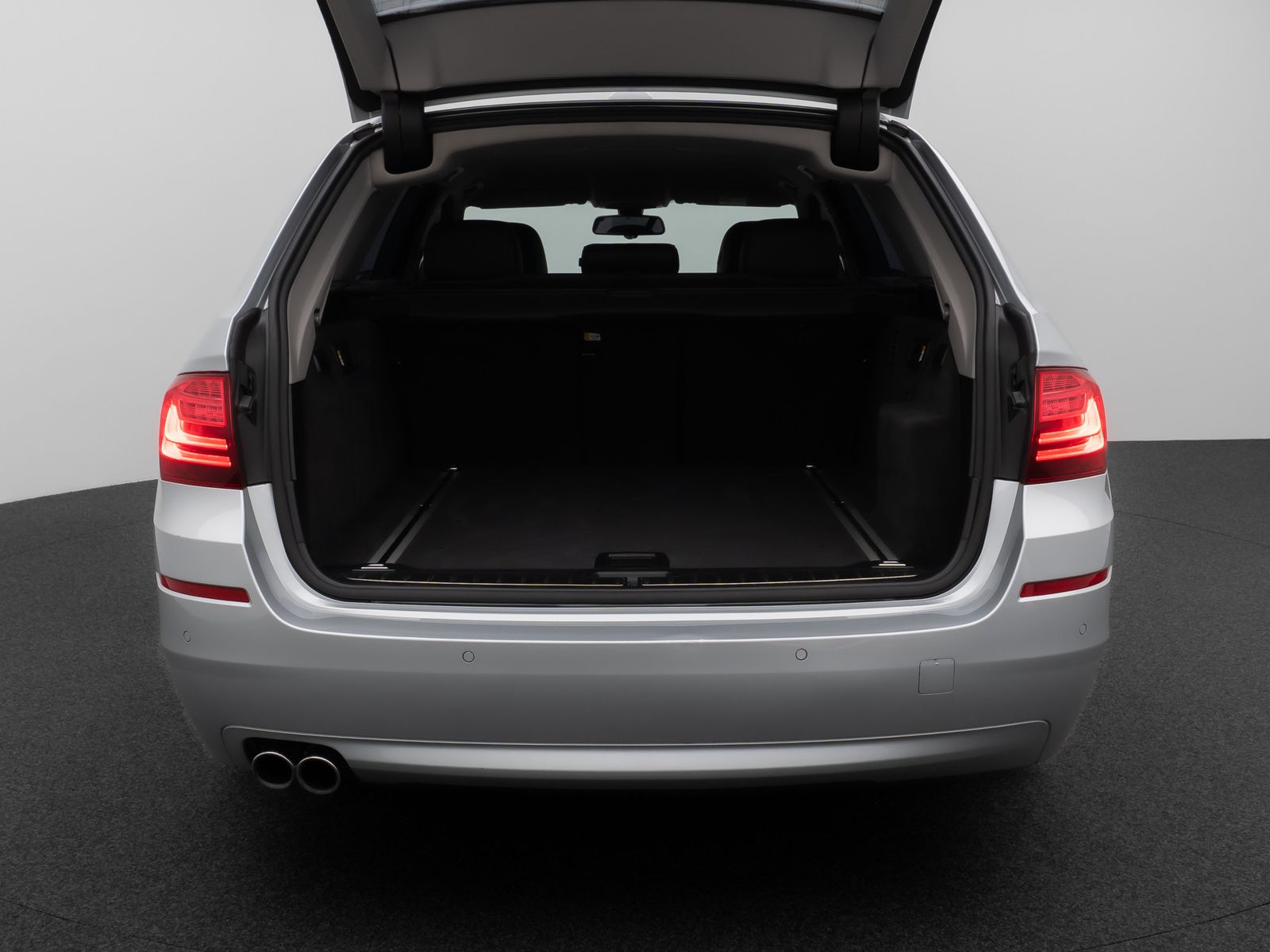 Fahrzeugabbildung BMW 525d NaviPro Fernlichtassist PDC Leder AdapLicht
