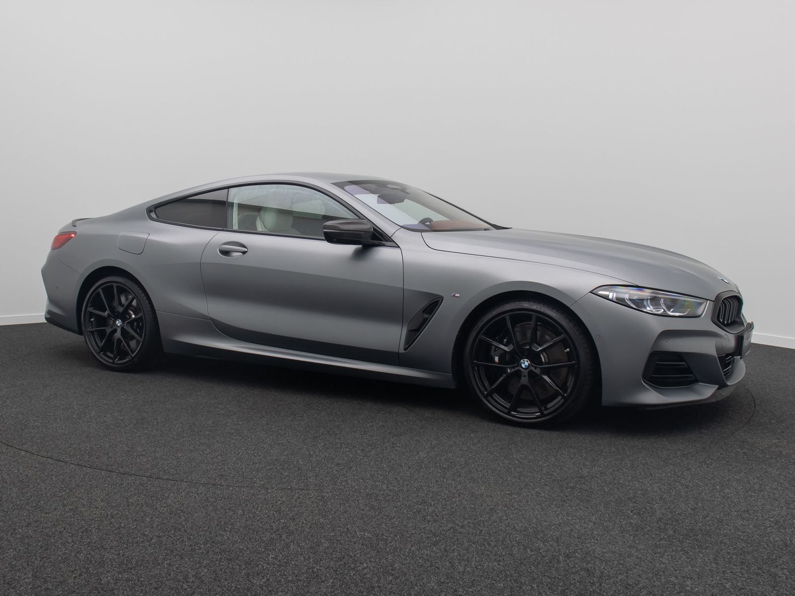 Fahrzeugabbildung BMW M850i xD Coup&eacute; B&W 360&deg;Laser DAB Individual Voll