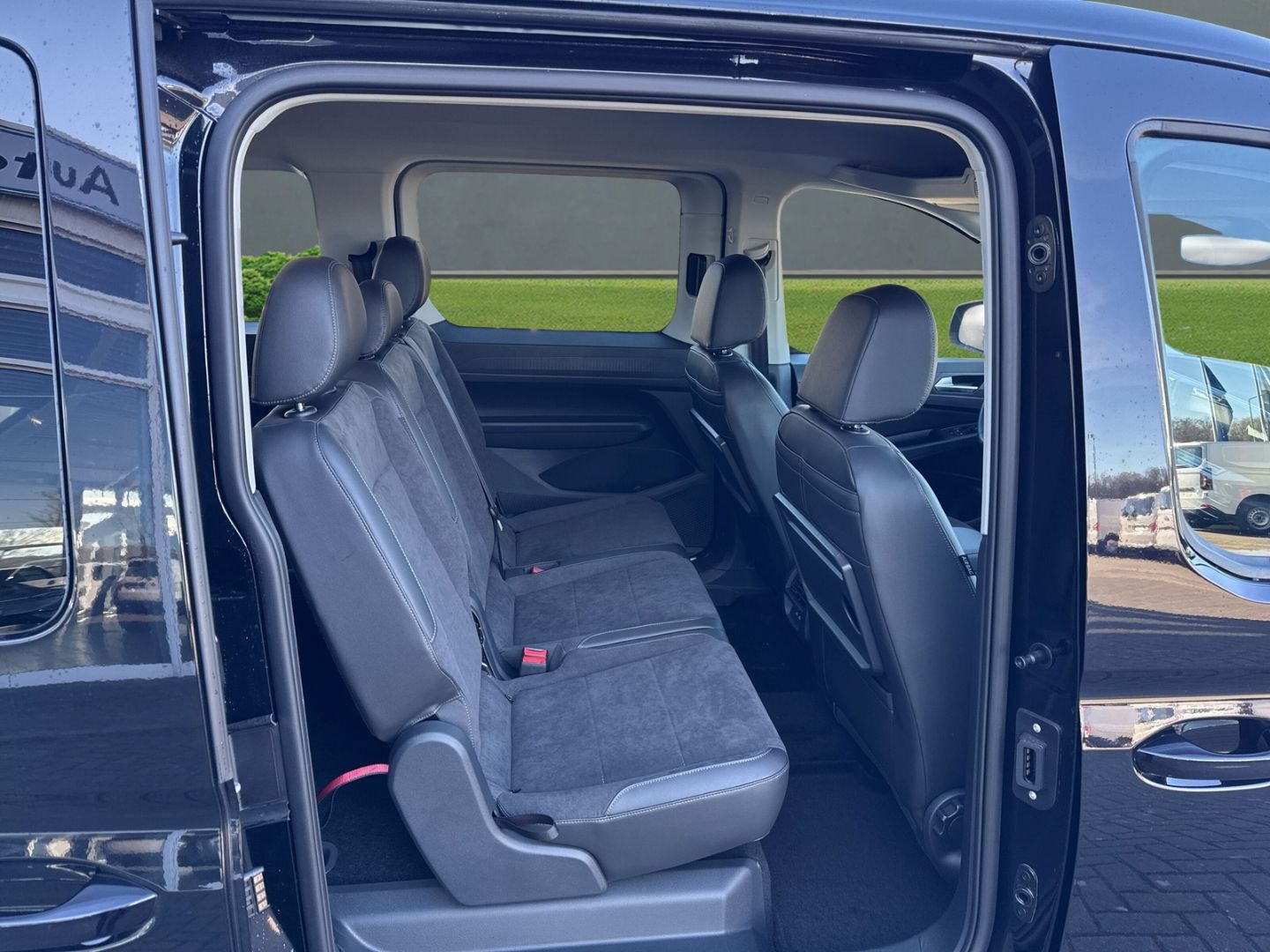 Caddy Style 2.0 TDI AHK Navi Digitales Cockpit L