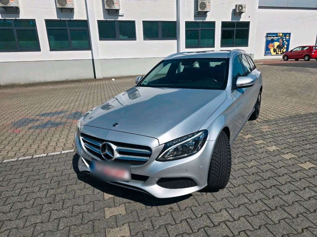 Image of Mercedes-Benz C 220
