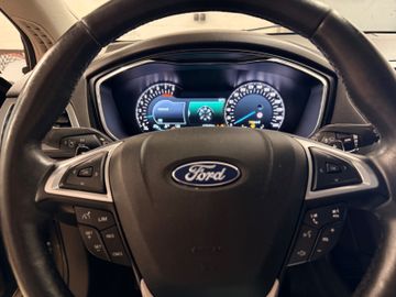 Ford Mondeo - 11