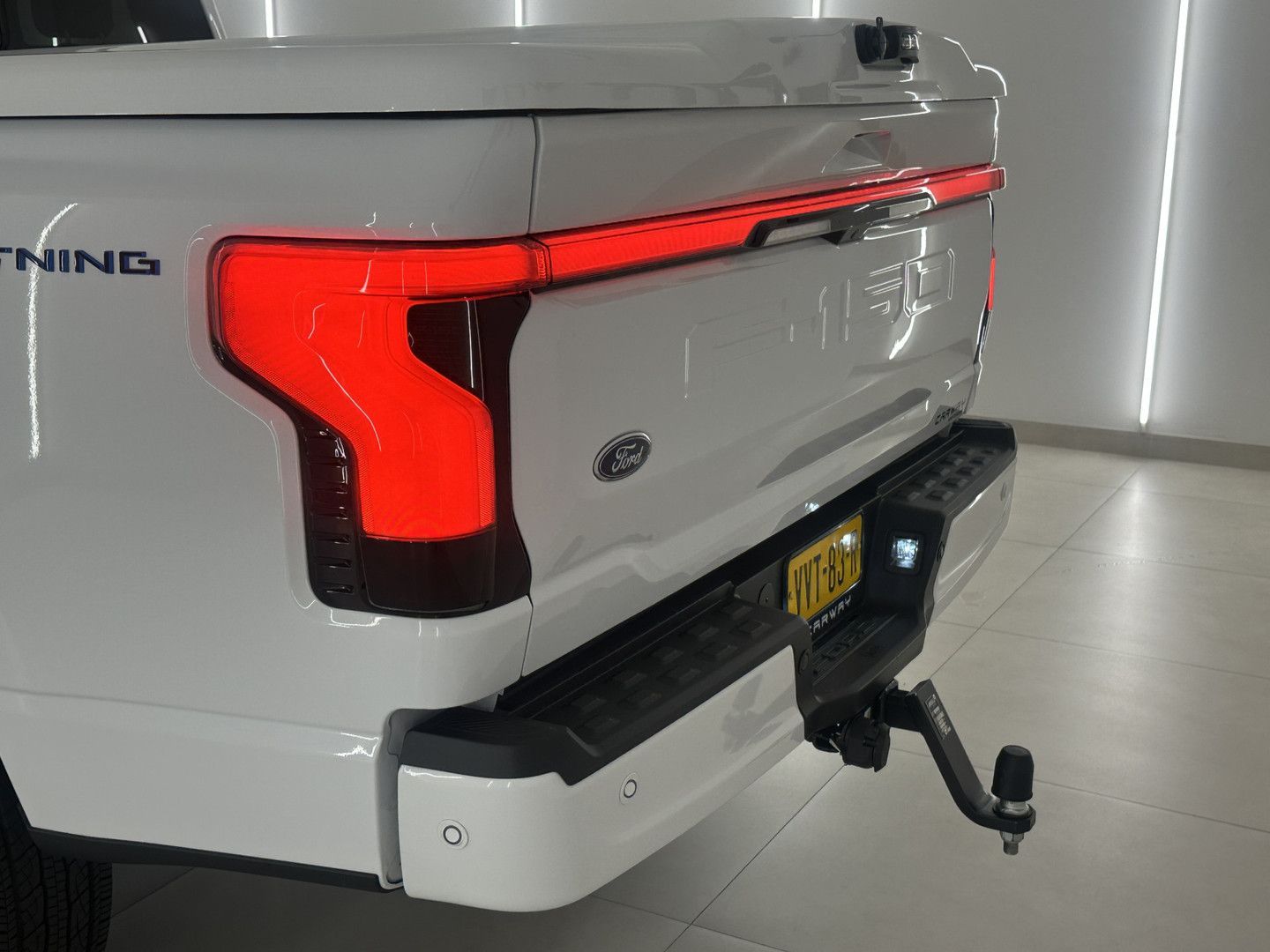 Ford F 150 F-150 LIGHTNING Lariat imagem 3