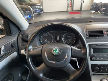 Skoda Octavia Combi Impuls Edition 1.4*SHZ*PDC*2.HAND*