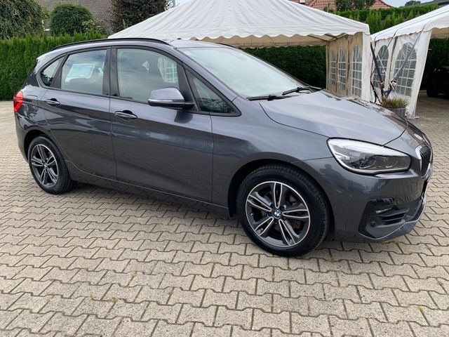 Fahrzeugabbildung BMW 218d Active Tourer Advantage+LED+Navi+Leder+PDC