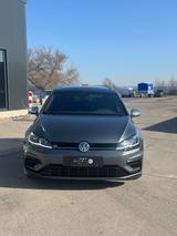 Volkswagen Golf 7 Variant R 4Motion / LED/ DYNAUDIO - Volkswagen Golf: 7 Variant
