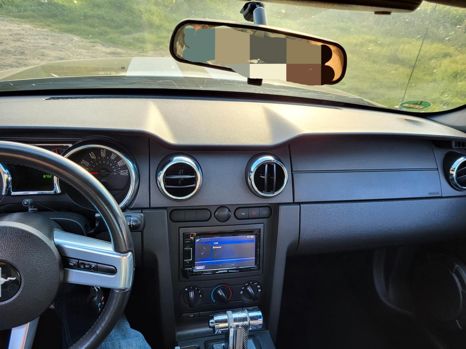 Ford Mustang Premium 4.0 V6