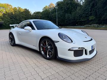 صورة 9 لـ 2015 Porsche 991