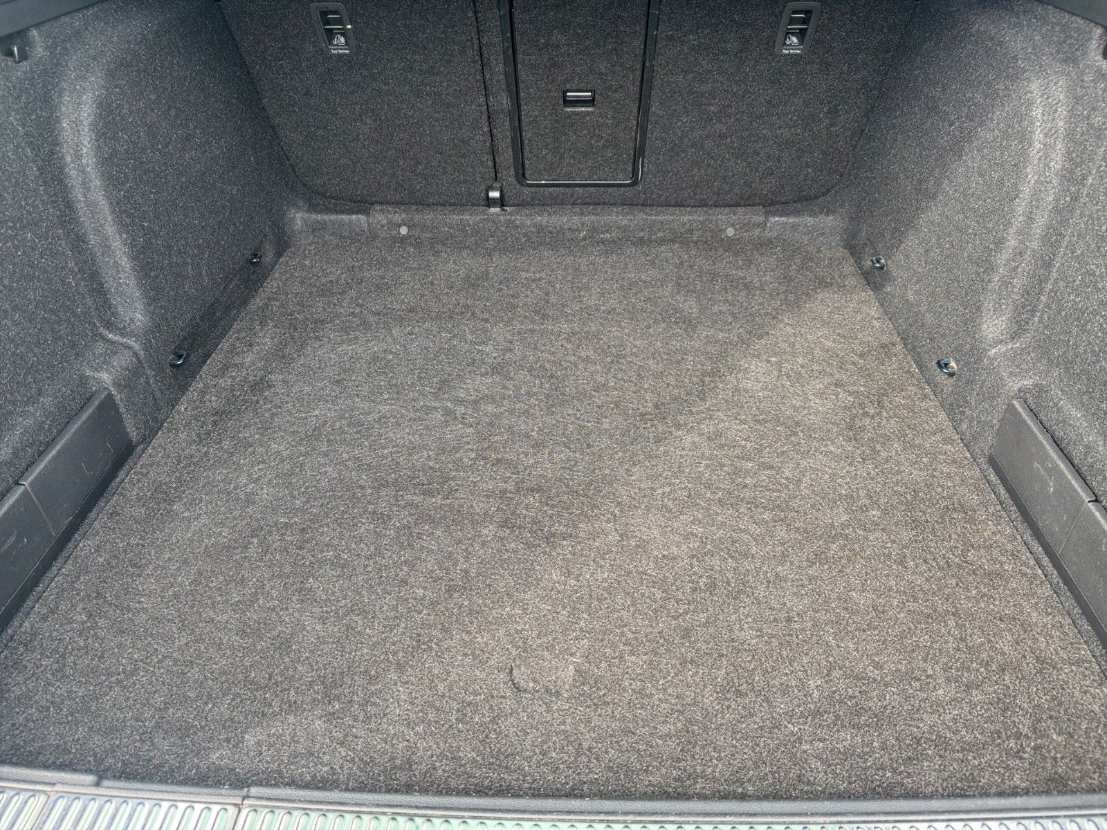 Fahrzeugabbildung SKODA Superb Combi Style 2.0 TDI
