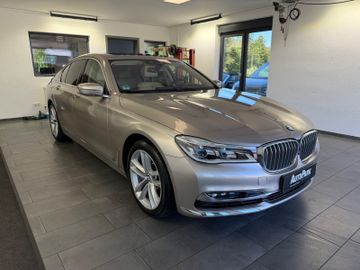 BMW 750 - 4