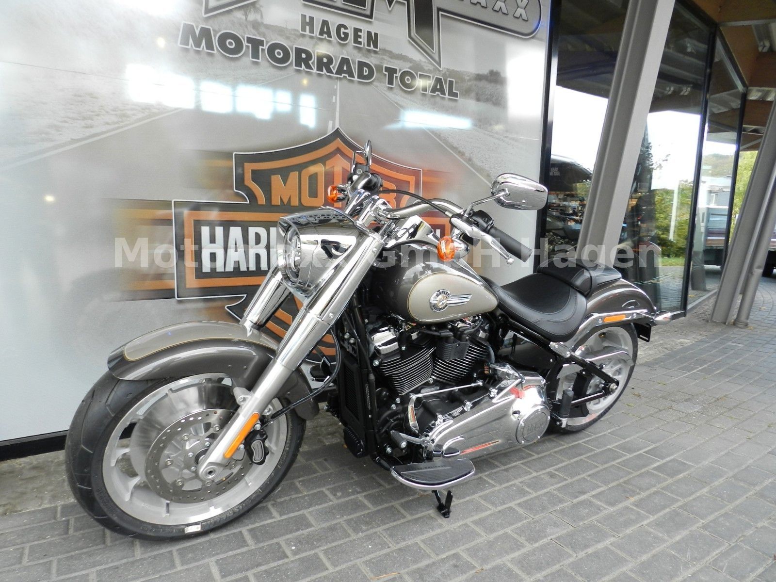Fahrzeugabbildung Harley-Davidson Softail Fat Boy 114  MJ 23 Two-Tone
