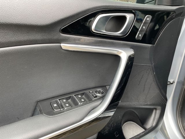 cee'd Sportswagon 1.6CRDi Spirit AHK/JBL/NAV/RFK