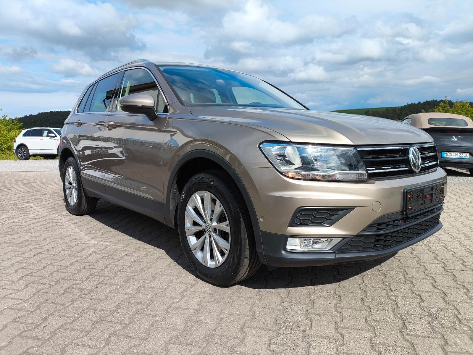 Volkswagen Tiguan 2.0 TSI DSG 4-Motion AHK Navi Kamera SHZ