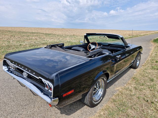 Ford 1968 Mustang Cabrio, V8, Triple Black