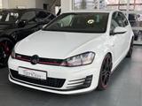 Volkswagen Golf VII GTI BMT 2.0 TSI "Bi-Xenon/Bluetooth" - Volkswagen Golf: Sportwagen