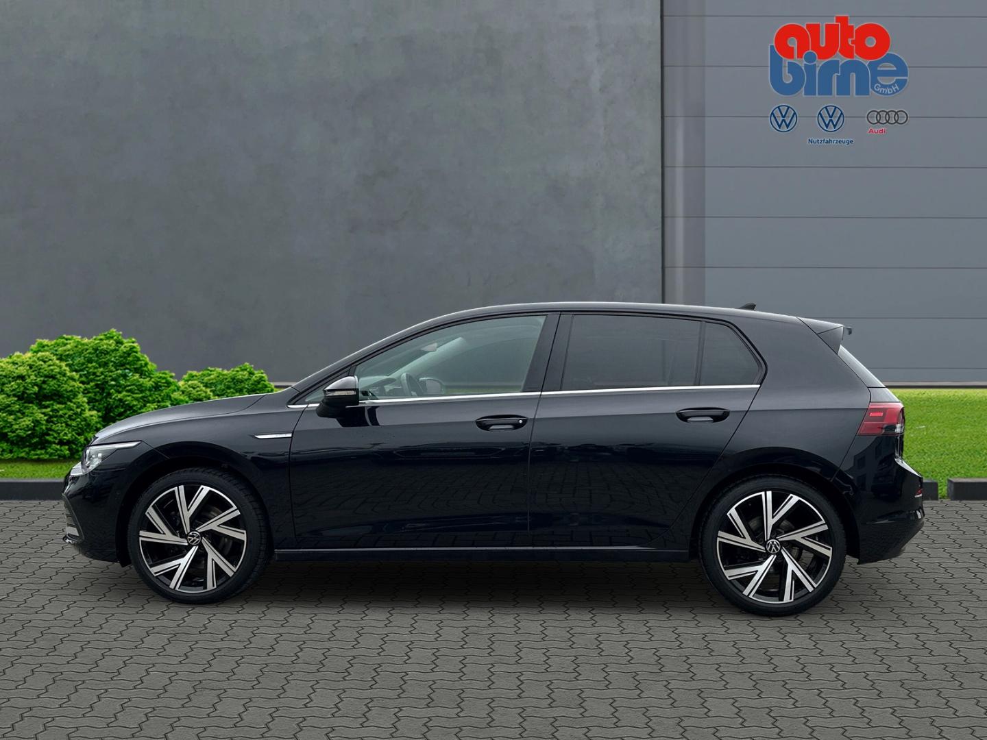 Volkswagen Golf VIII Style 2.0 TSI HUD StandHZG AHK-klappba
